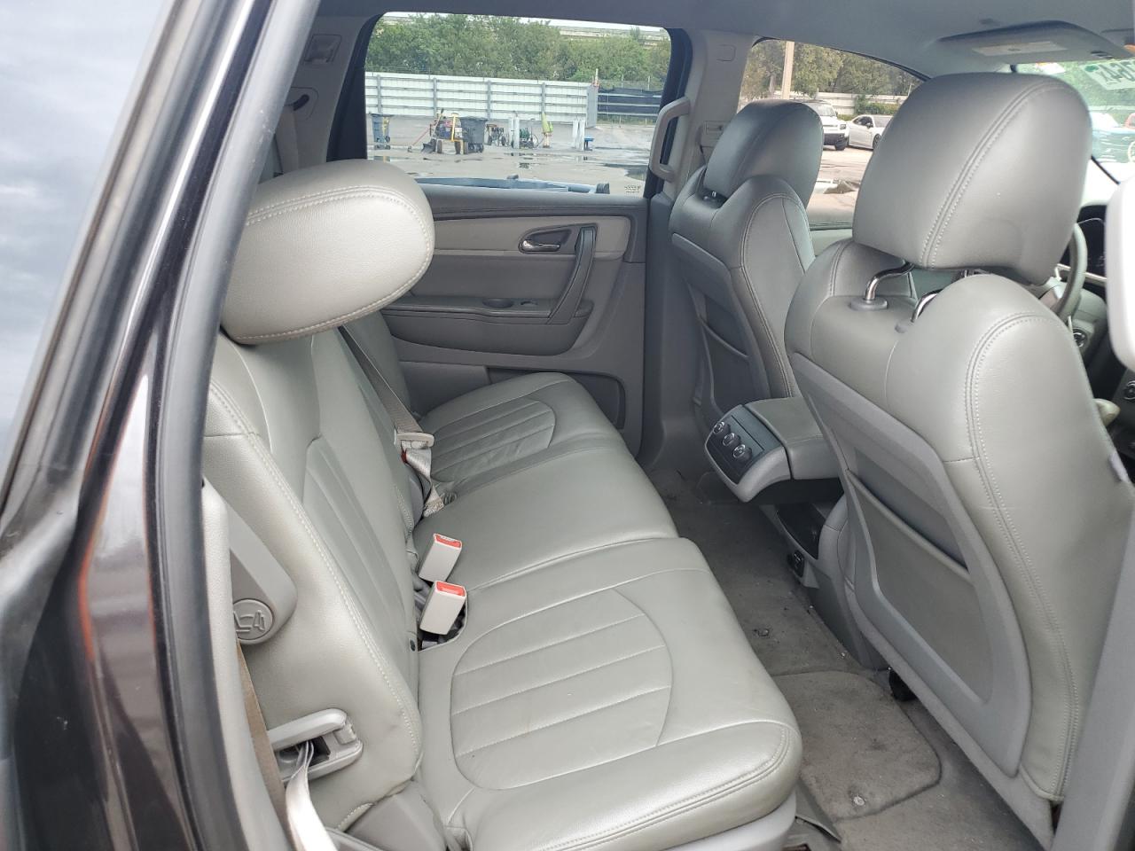 1GNKRFED5EJ119474 2014 Chevrolet Traverse Ls