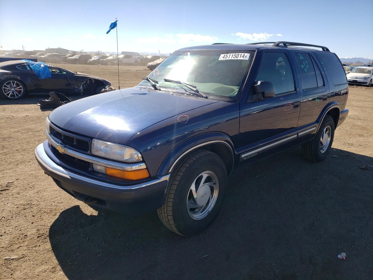 1GNDT13W3Y2257580 2000 Chevrolet Blazer