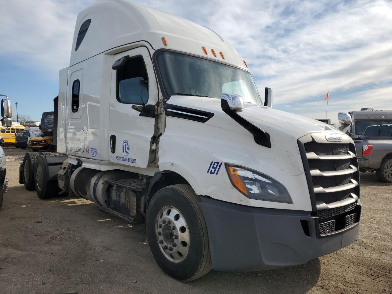 Freightliner Cascadia 2020 126" sleeper cab