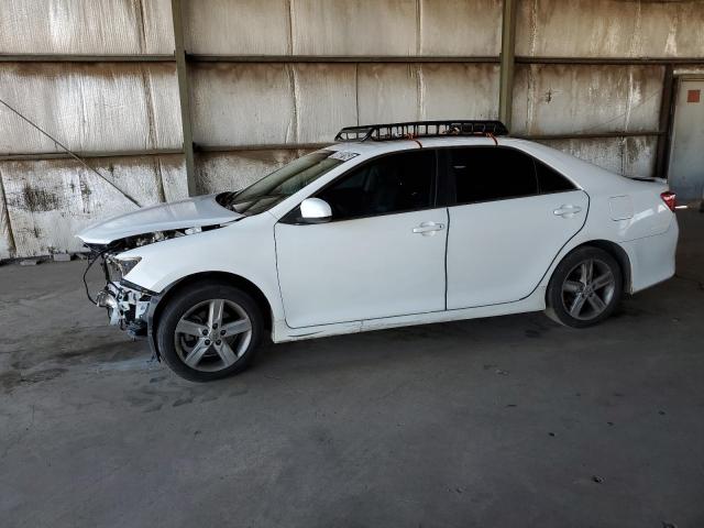 Lot #2411218095 2014 TOYOTA CAMRY L salvage car