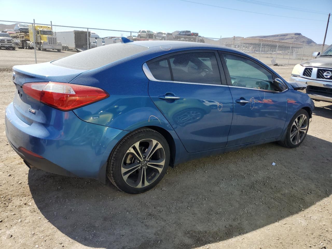 KNAFZ4A80F5281303 2015 Kia Forte Ex