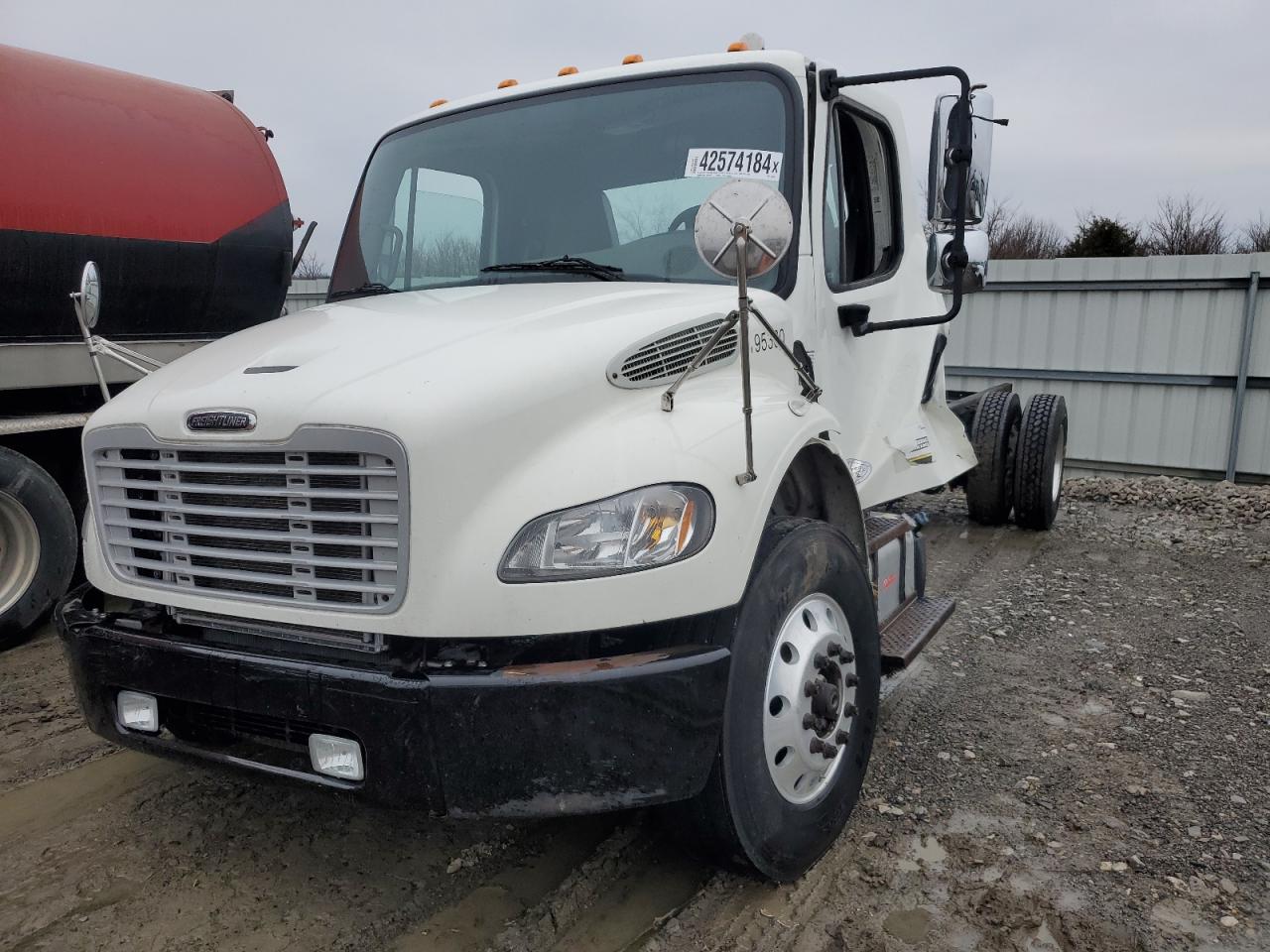 Lot #2602947146 2017 FREIGHTLINER M2 106 MED