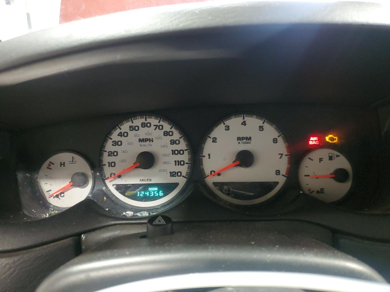 1B3ES56C85D261909 2005 Dodge Neon Sxt