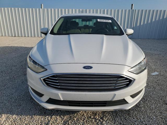 Lot #2414332104 2017 FORD FUSION SE salvage car