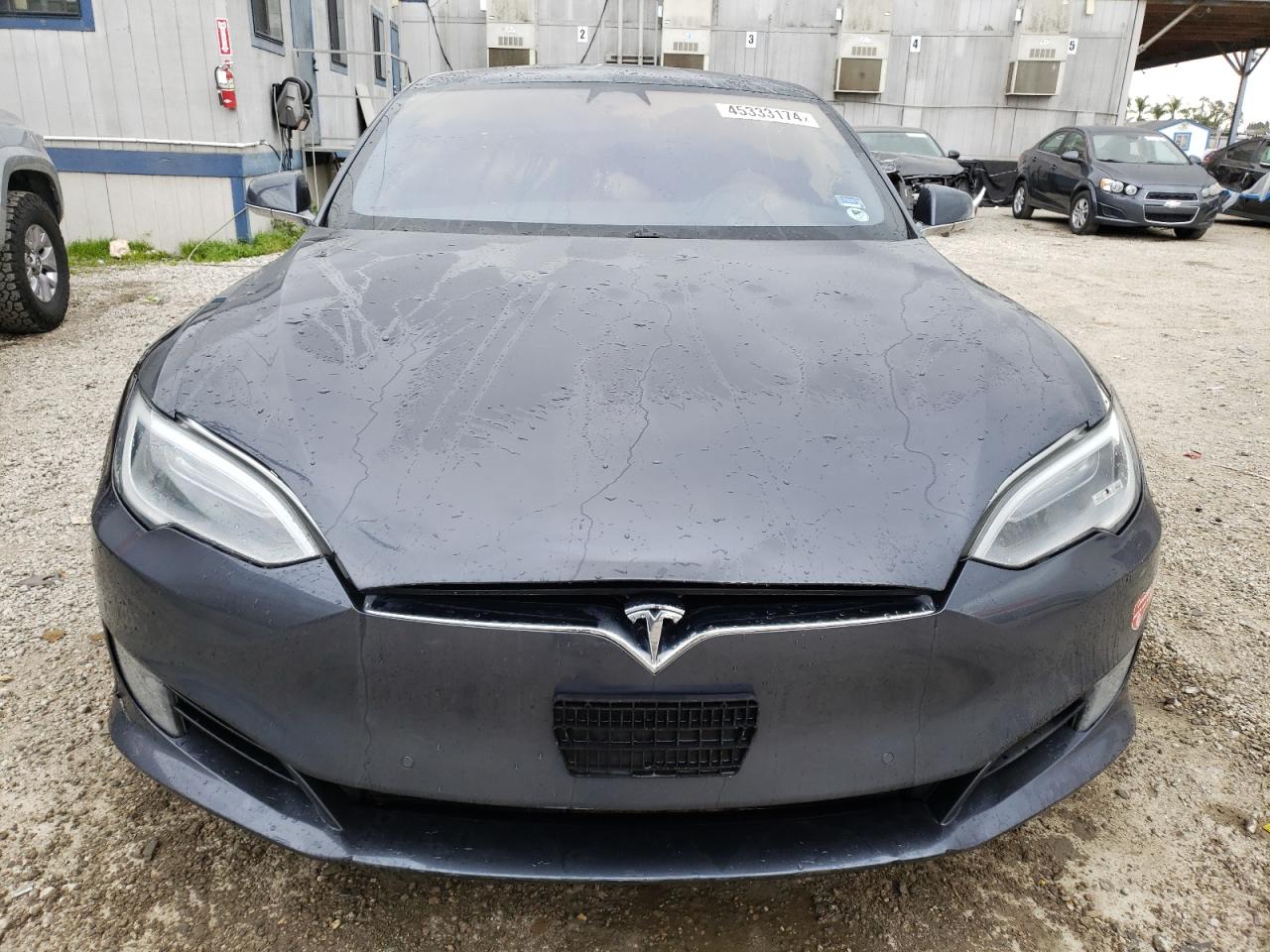 2017 Tesla Model S vin: 5YJSA1E27HF206144