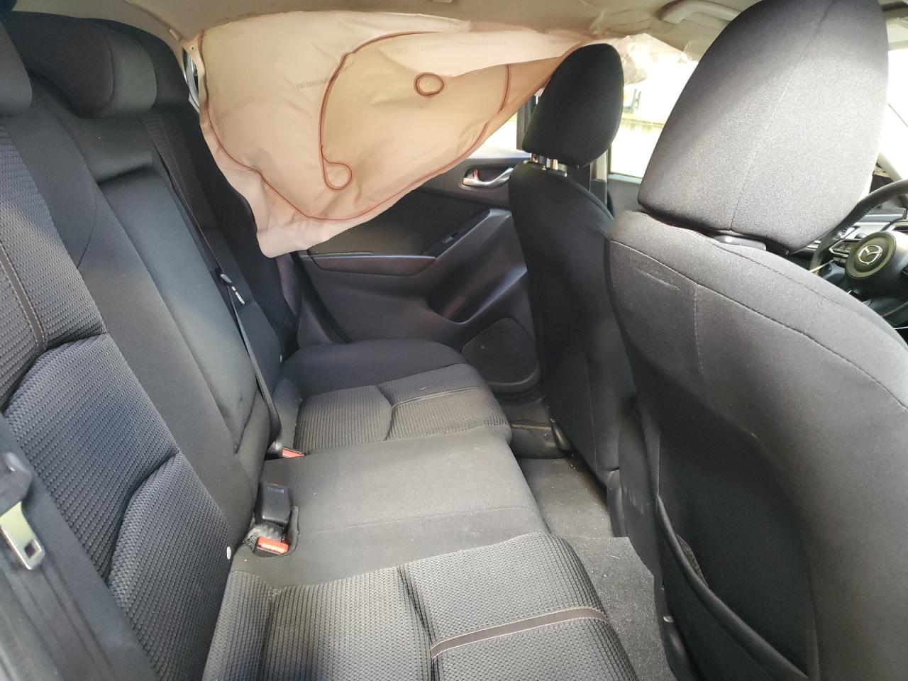 JM1BN1L75J1156247 2018 Mazda 3 Touring