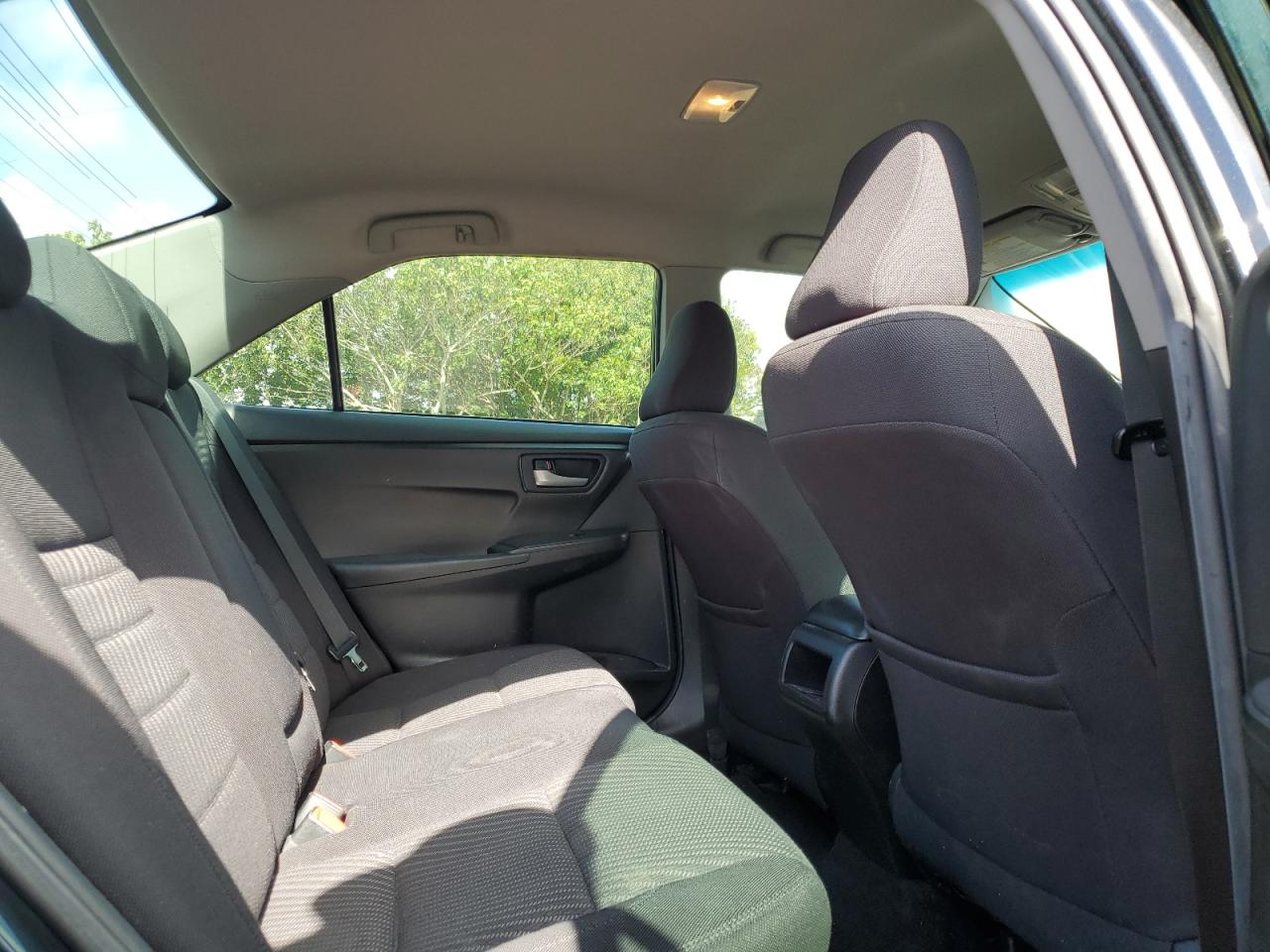 4T1BF1FK1FU889099 2015 Toyota Camry Le