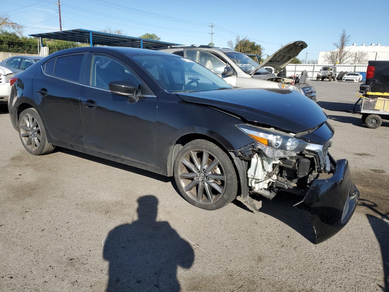 3MZBN1V34JM158629 2018 Mazda 3 Touring