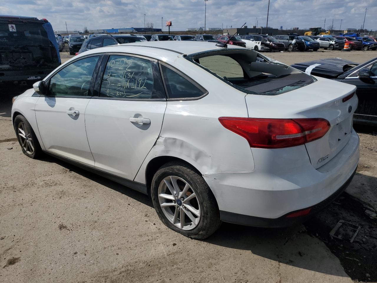 2017 Ford Focus Se vin: 1FADP3F26HL218631