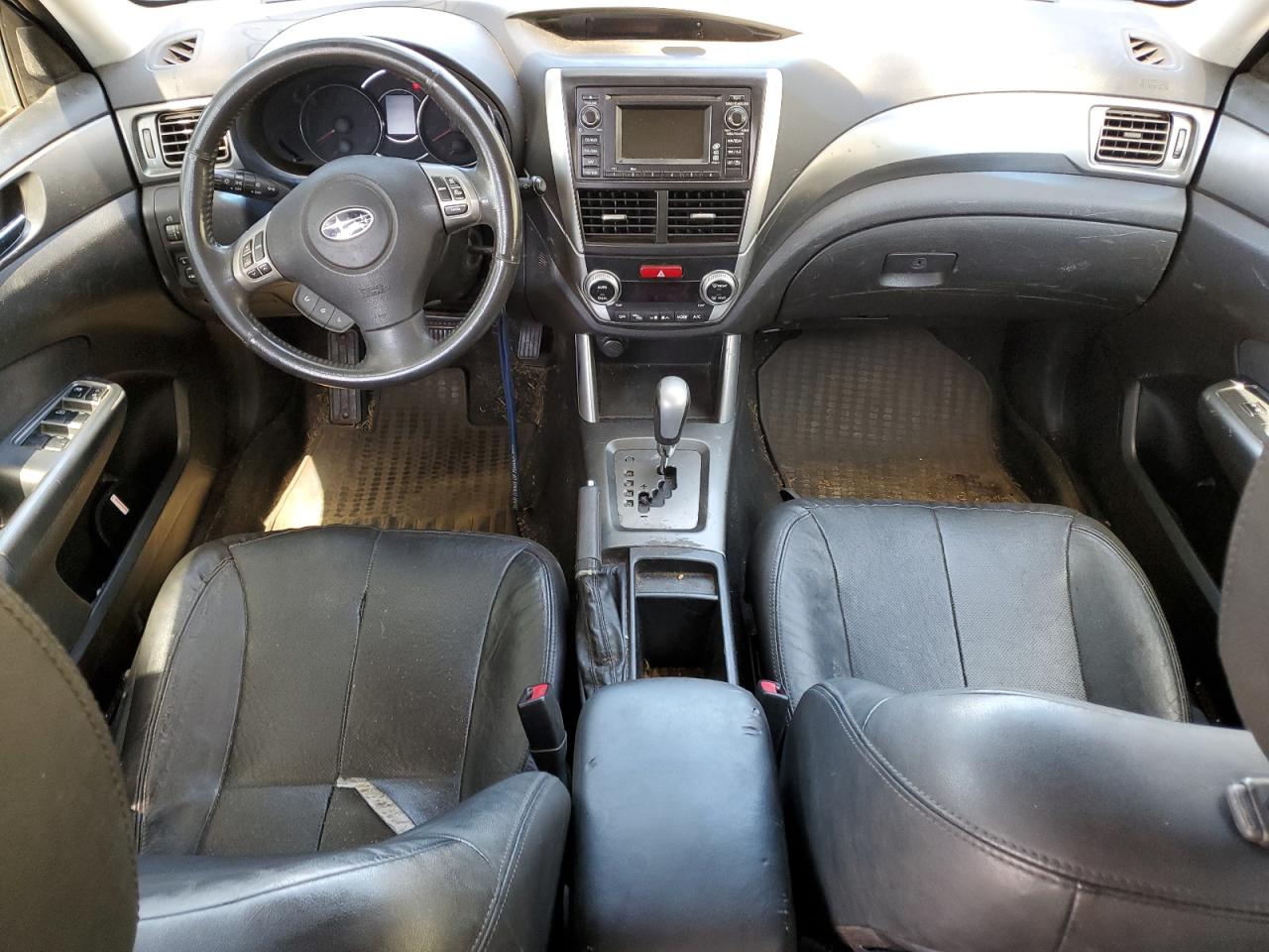 JF2SHAGC1BH775288 2011 Subaru Forester Touring