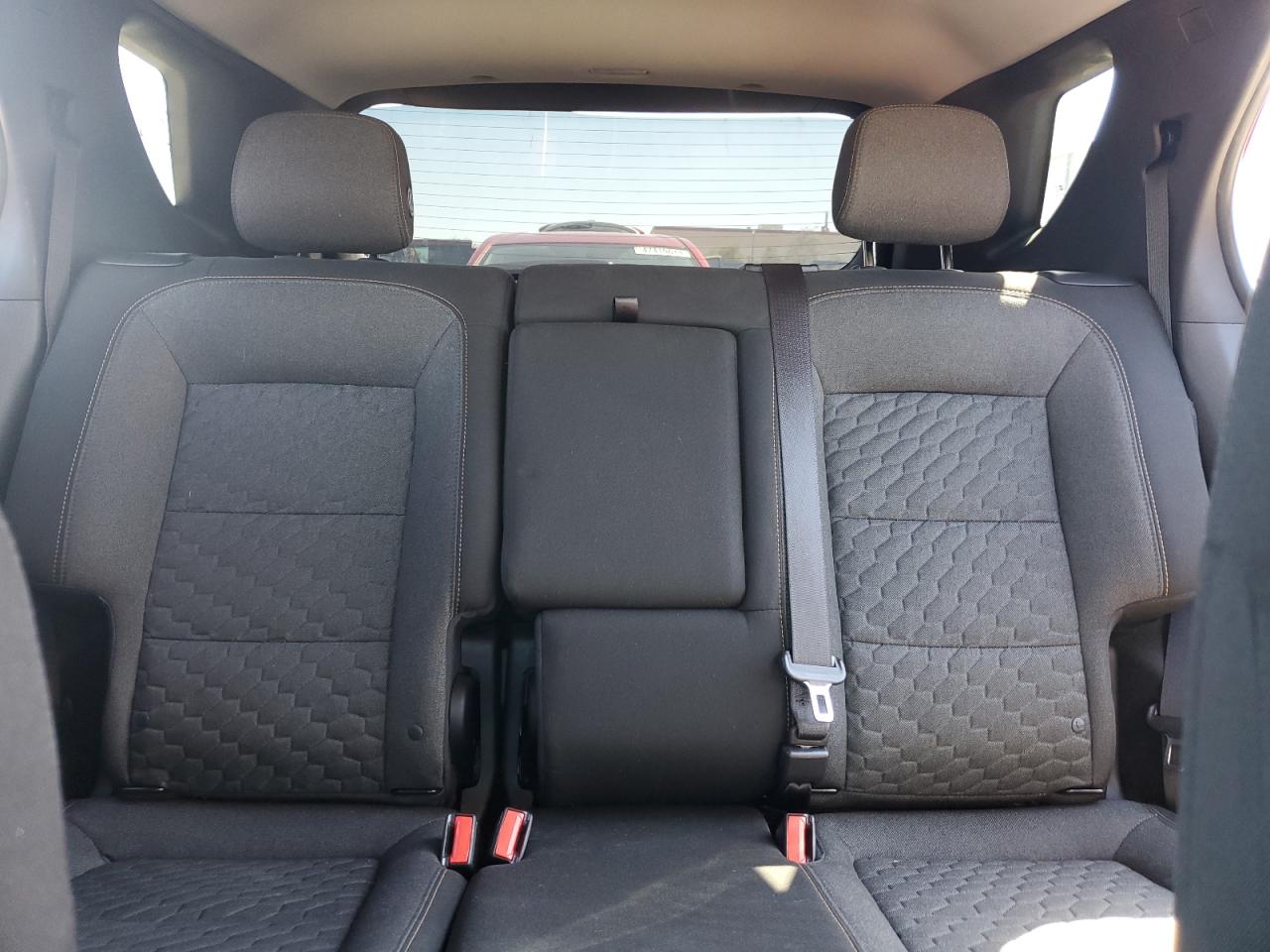 3GNAXKEV9KS625158 2019 Chevrolet Equinox Lt