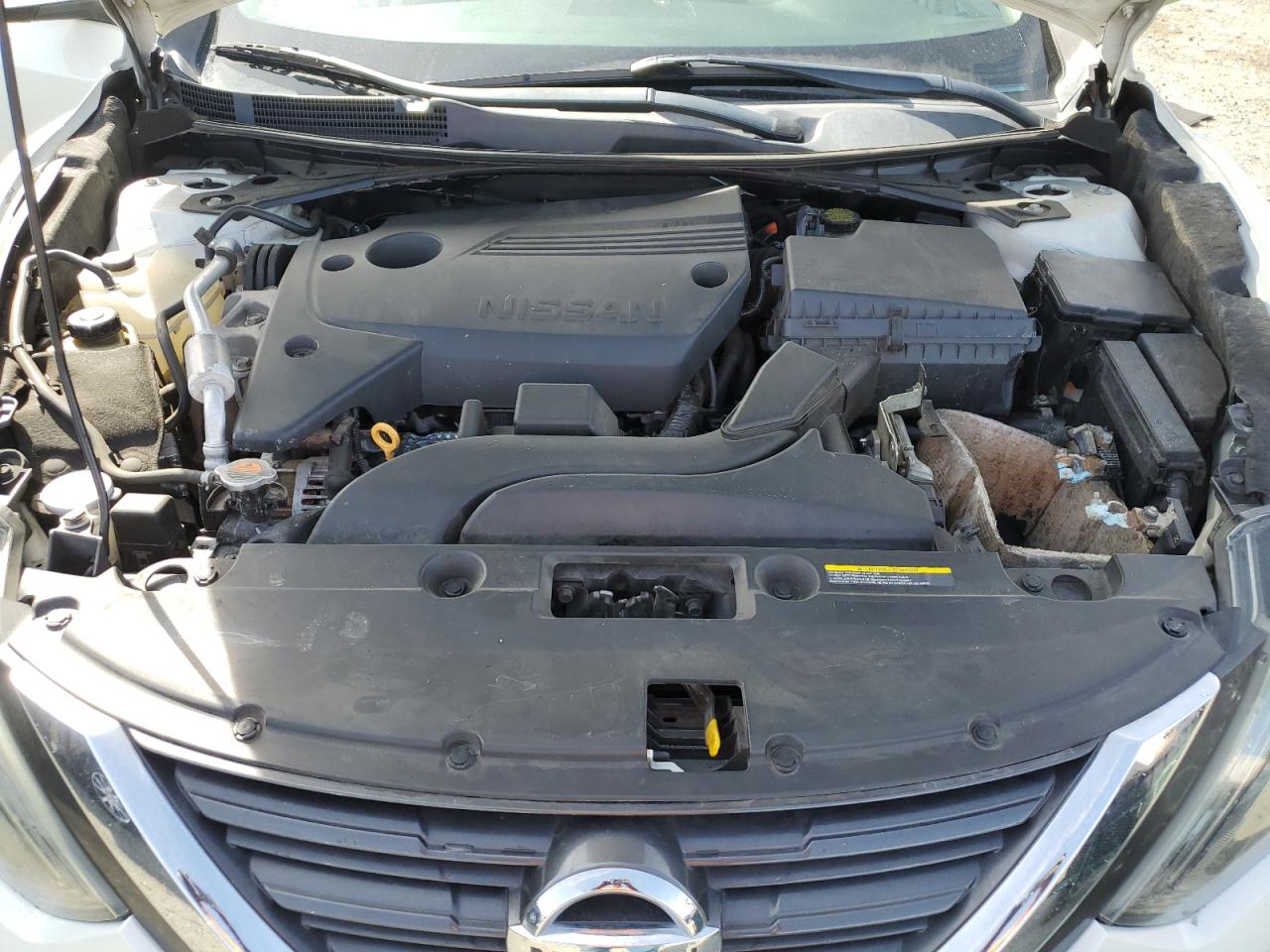 1N4AL3AP1GC230685 2016 Nissan Altima 2.5