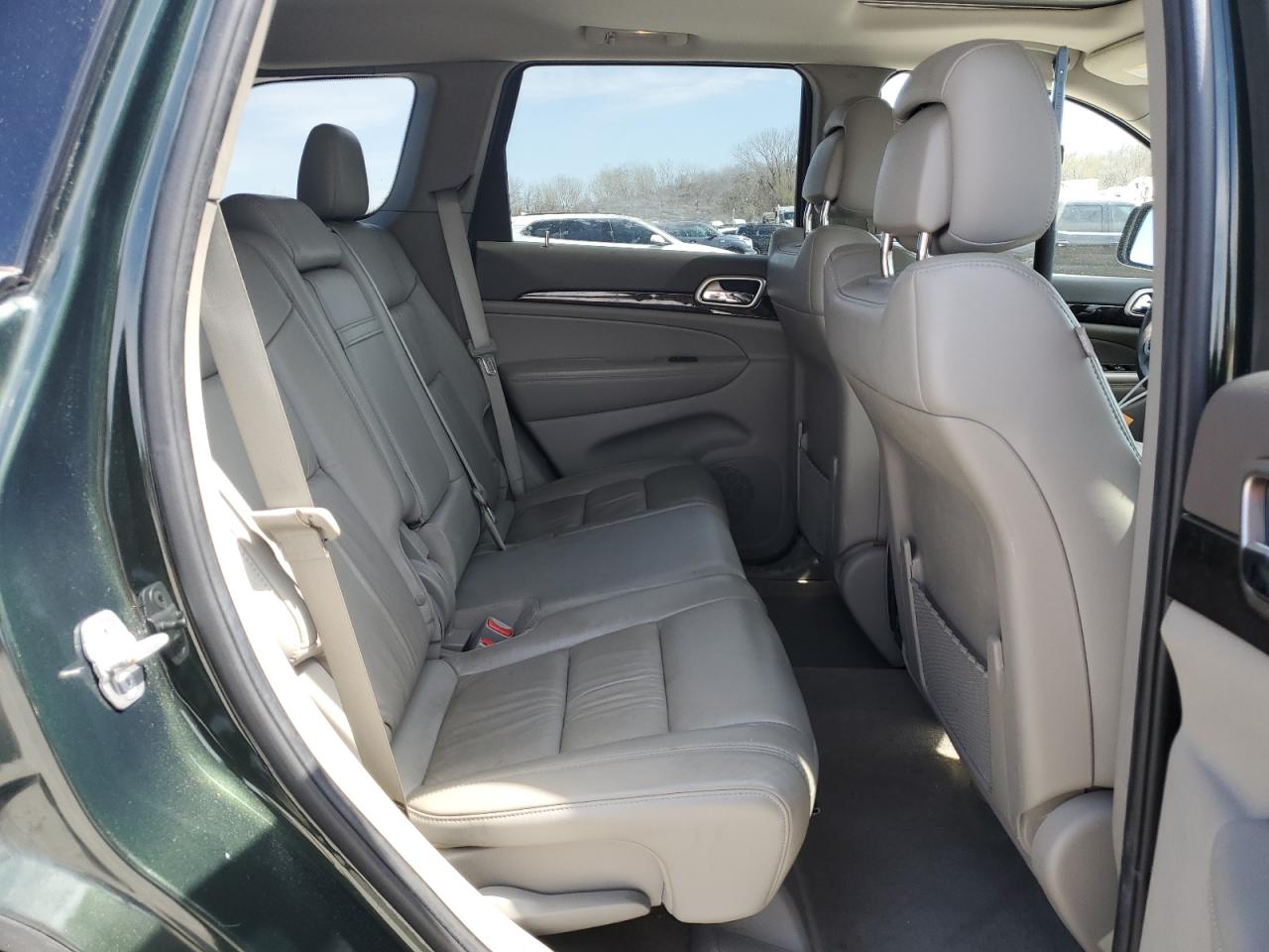 1J4RR4GG3BC739012 2011 Jeep Grand Cherokee Laredo