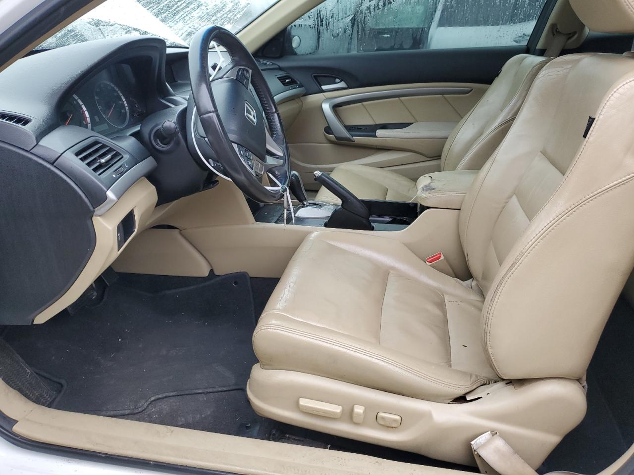 1HGCS2B88BA007413 2011 Honda Accord Exl