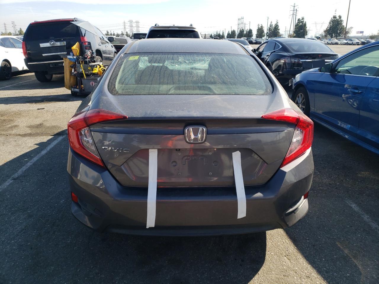 2HGFC2F51GH571147 2016 Honda Civic Lx