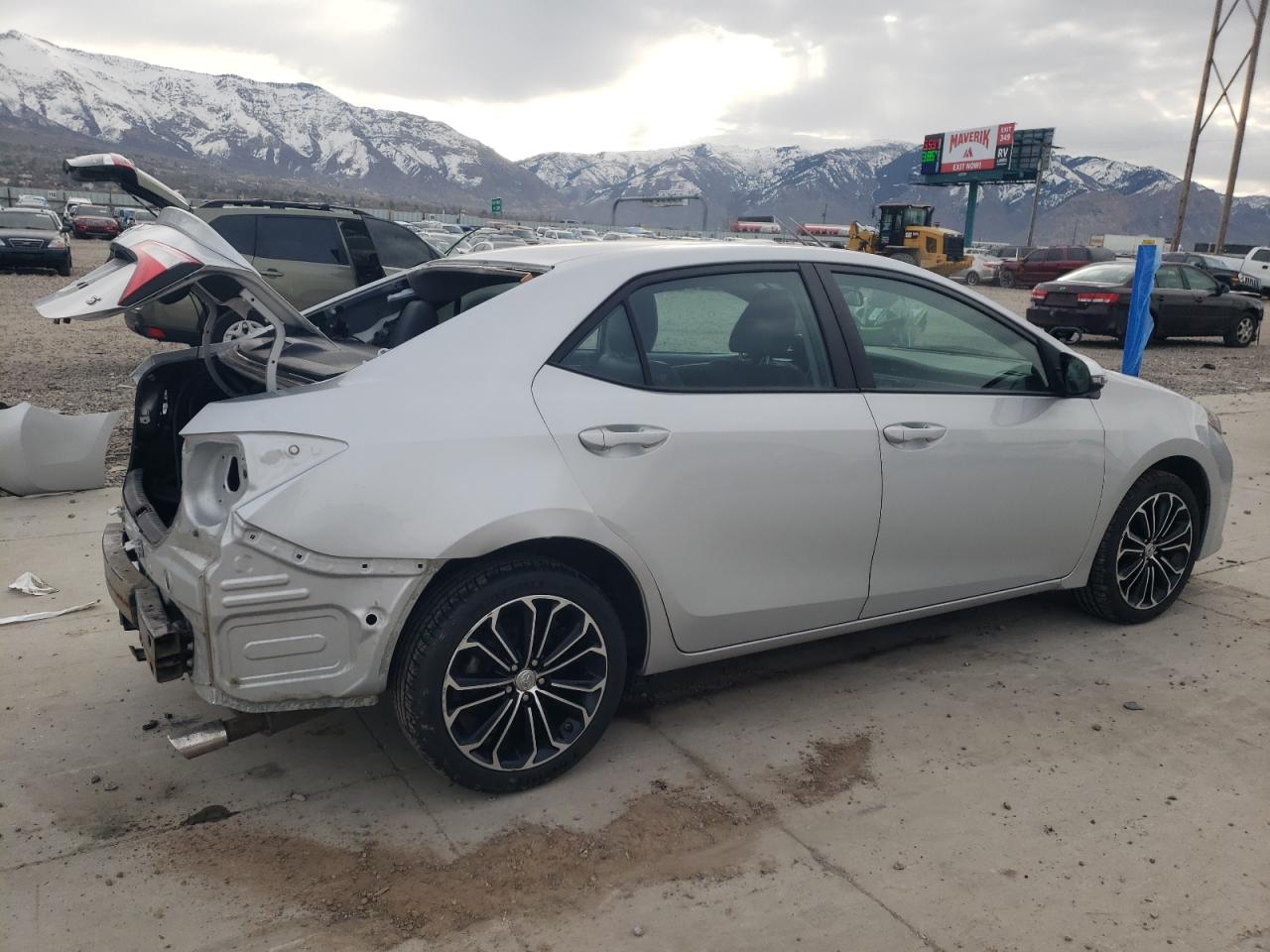 2016 Toyota Corolla L vin: 2T1BURHE8GC652950