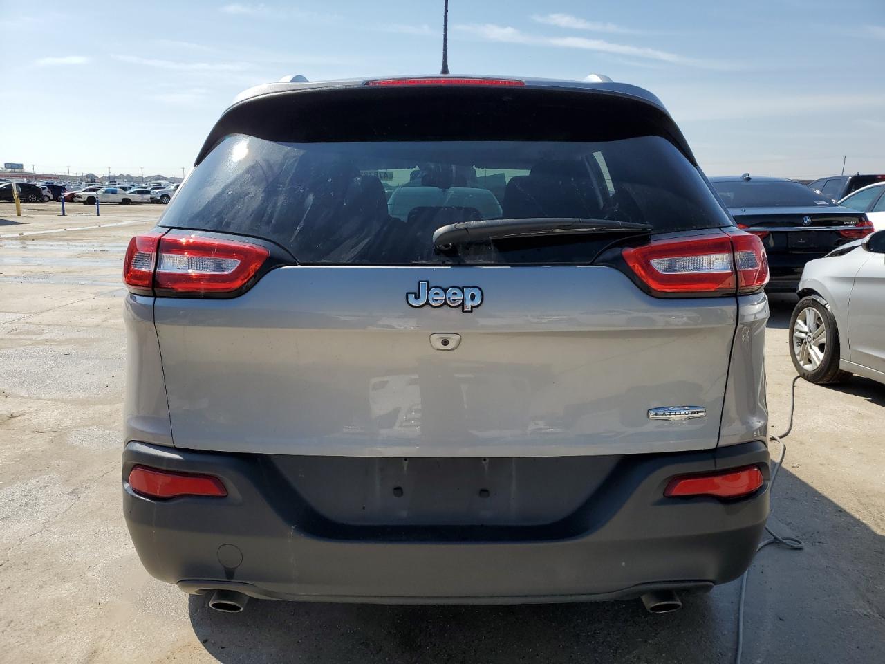 1C4PJLCS3EW283542 2014 Jeep Cherokee Latitude