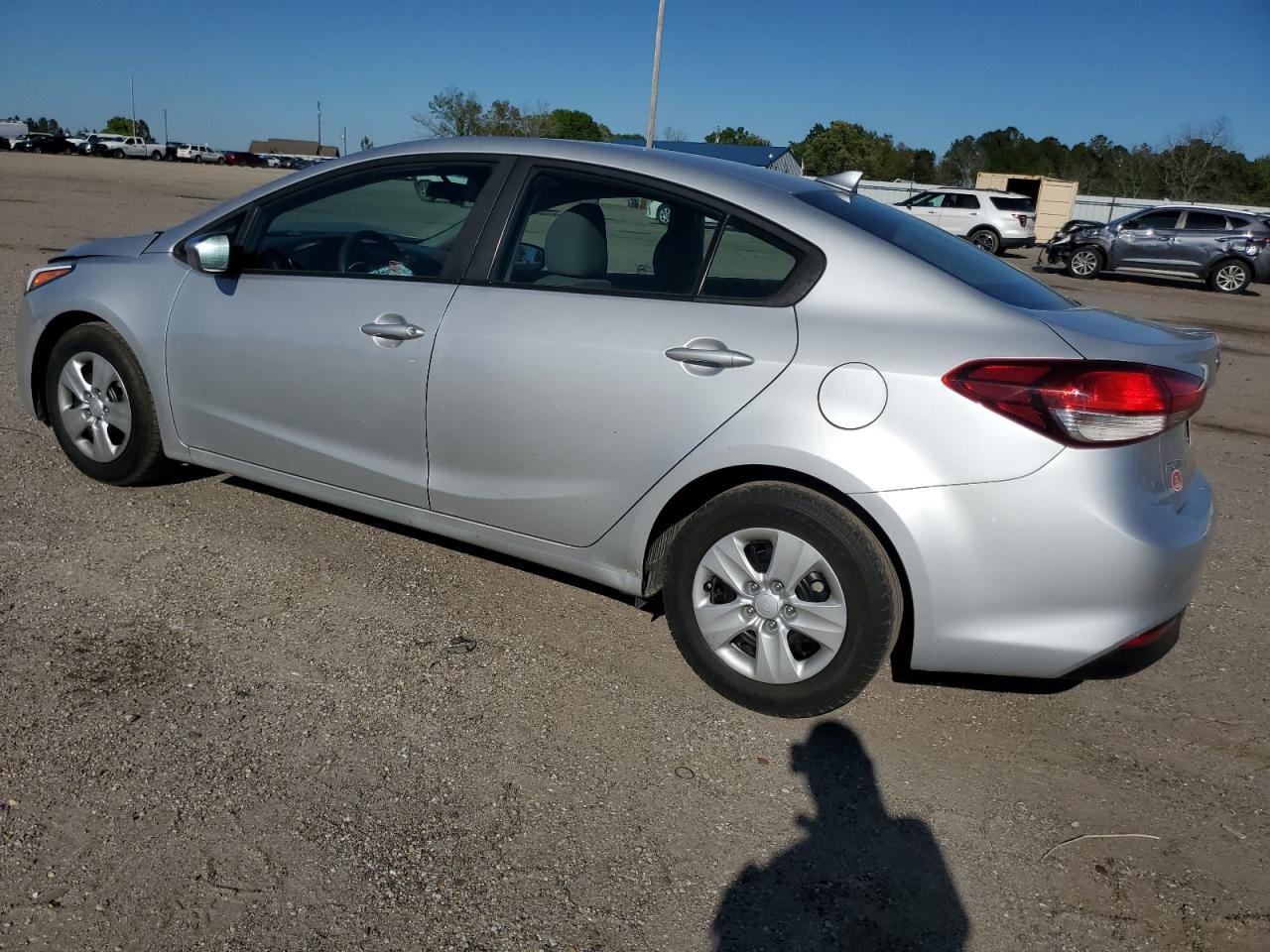 3KPFL4A73HE152152 2017 Kia Forte Lx