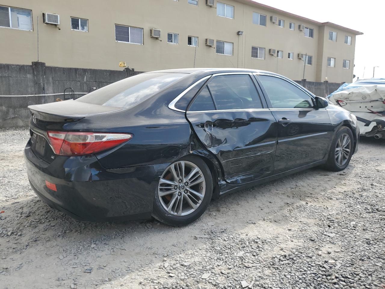 4T1BF1FK6GU510518 2016 Toyota Camry Le