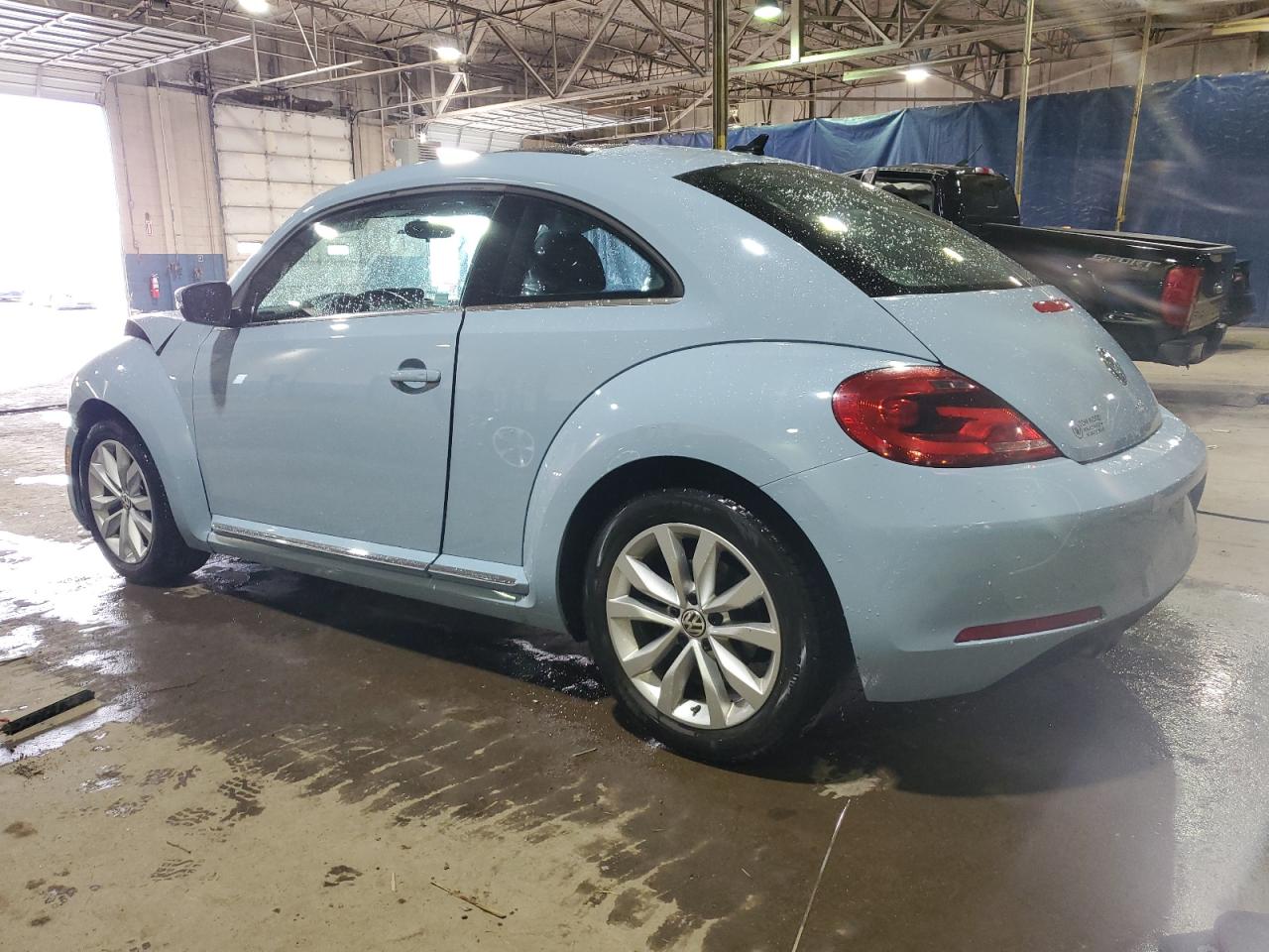 Lot #2423520192 2013 VOLKSWAGEN BEETLE