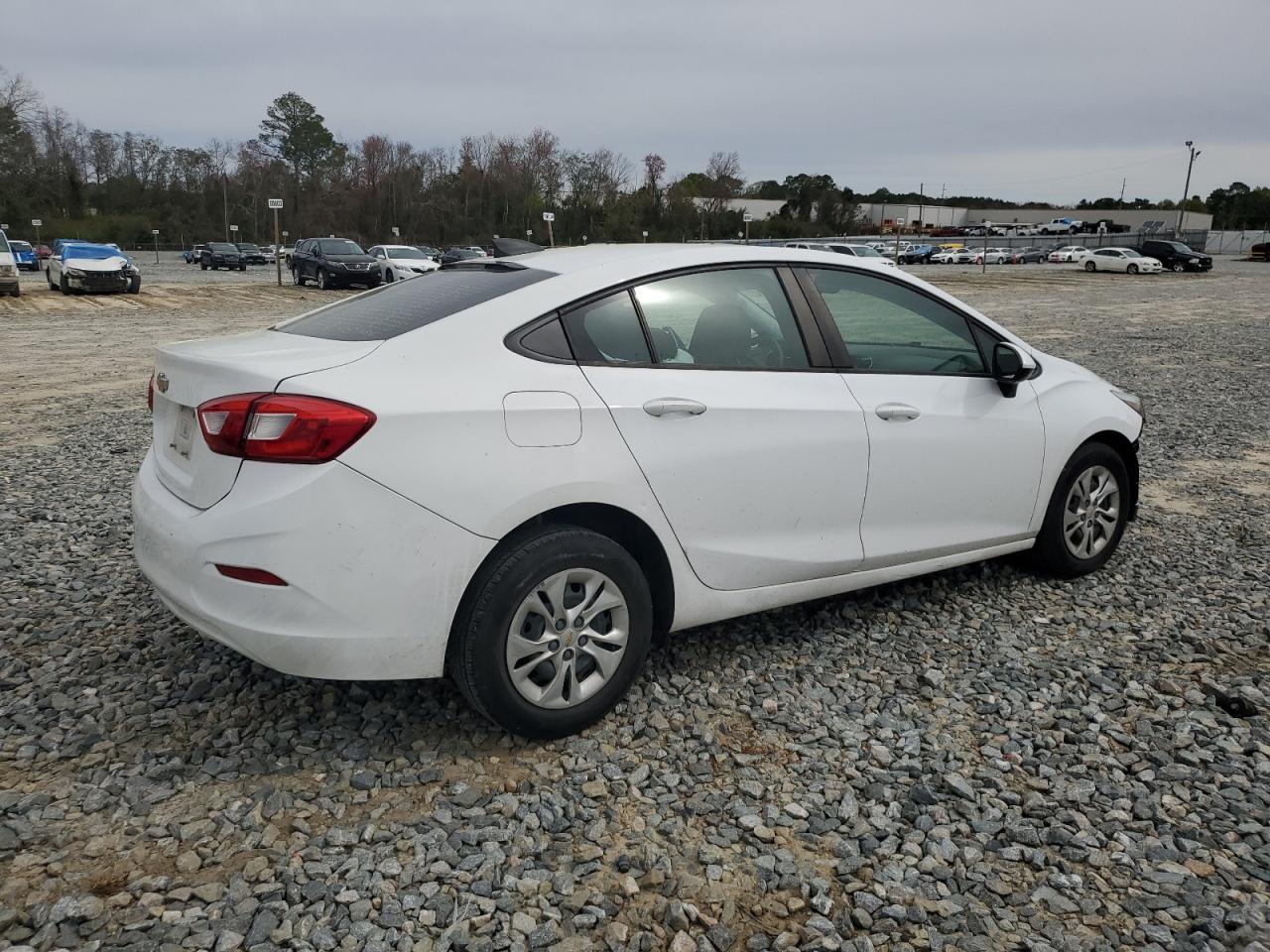 2019 Chevrolet Cruze Ls vin: 1G1BC5SM6K7114097