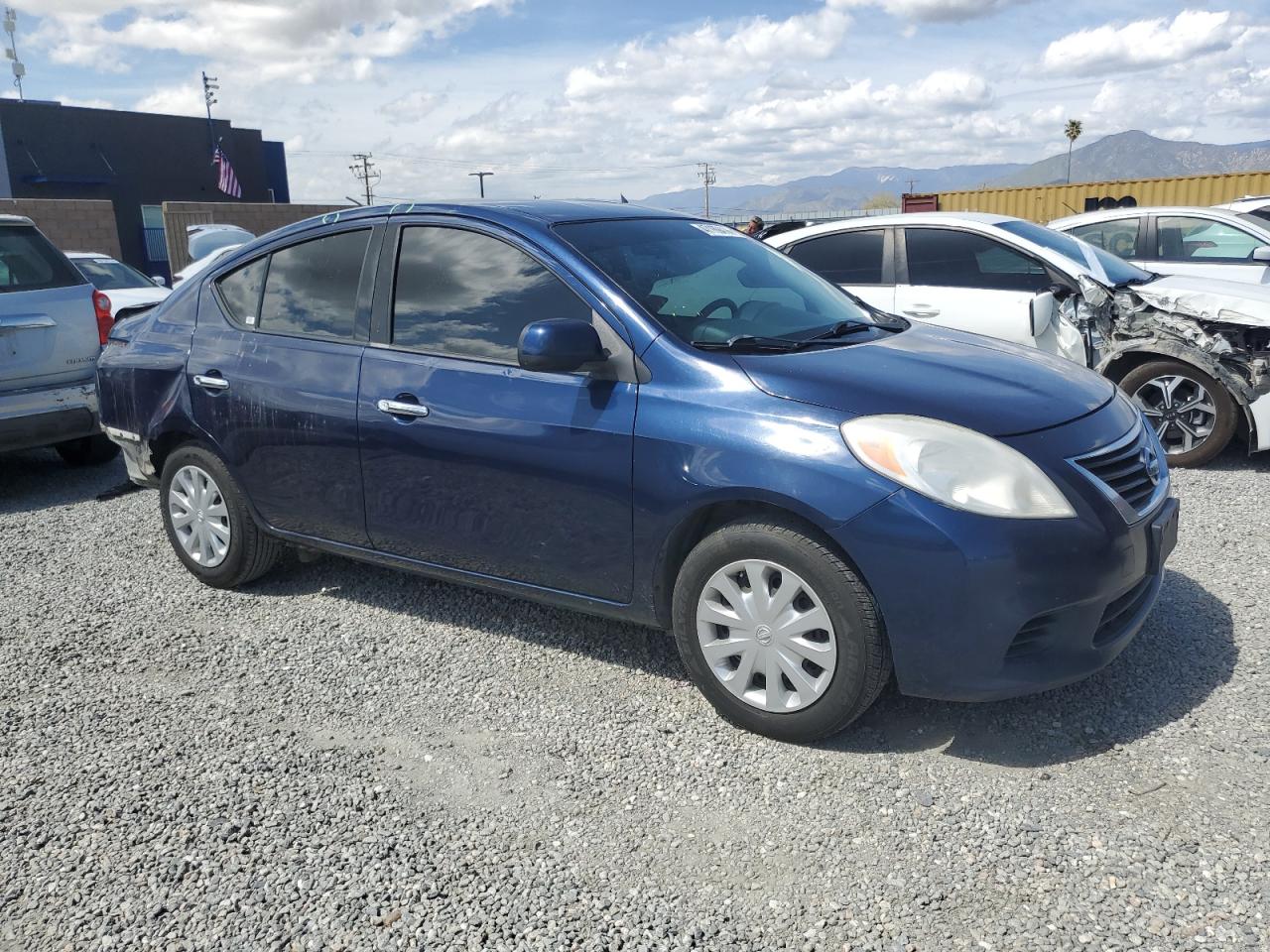 3N1CN7AP6EL810166 2014 Nissan Versa S