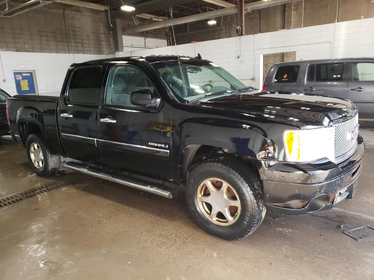 2012 GMC Sierra K1500 Denali vin: 3GTP2XE25CG222173