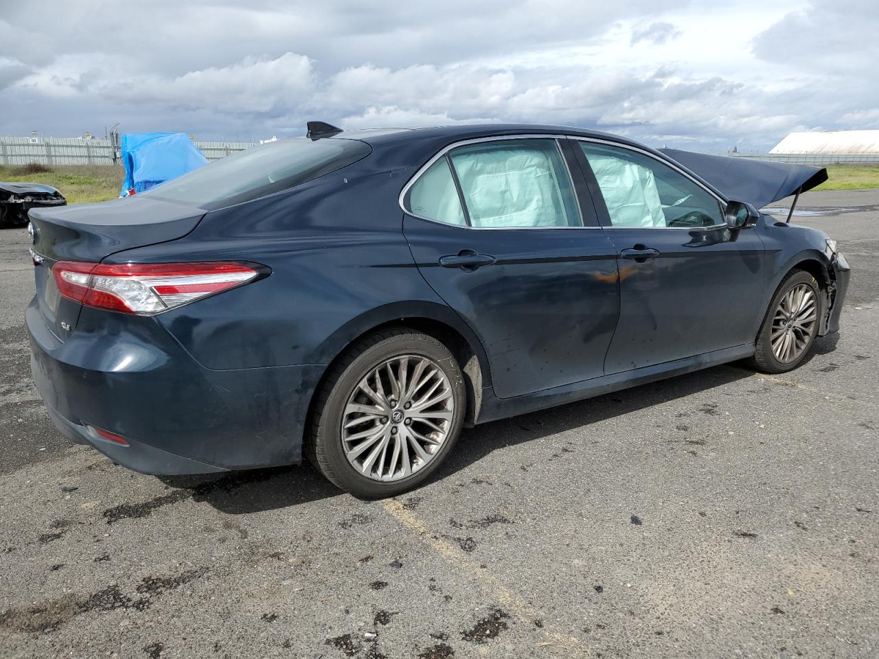 4T1FZ1AKXLU033876 2020 Toyota Camry Xle