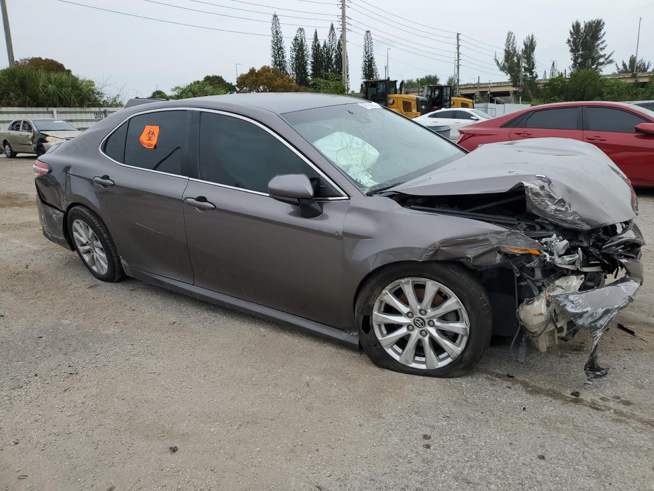 2018 Toyota Camry L vin: 4T1B11HK3JU556259