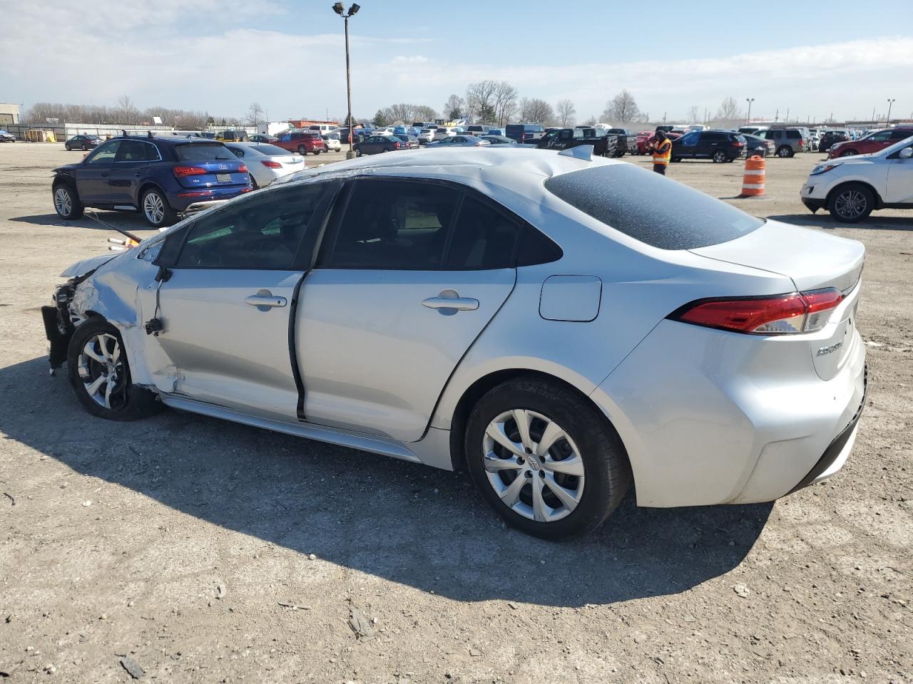 2020 Toyota Corolla Le vin: 5YFEPRAE0LP134565