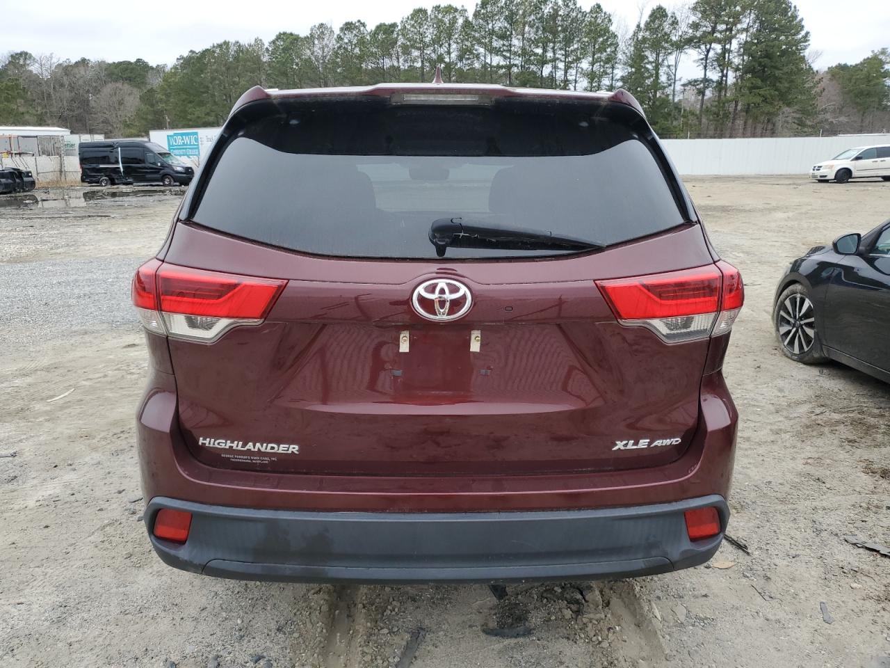 2019 Toyota Highlander Se vin: 5TDJZRFH2KS927626