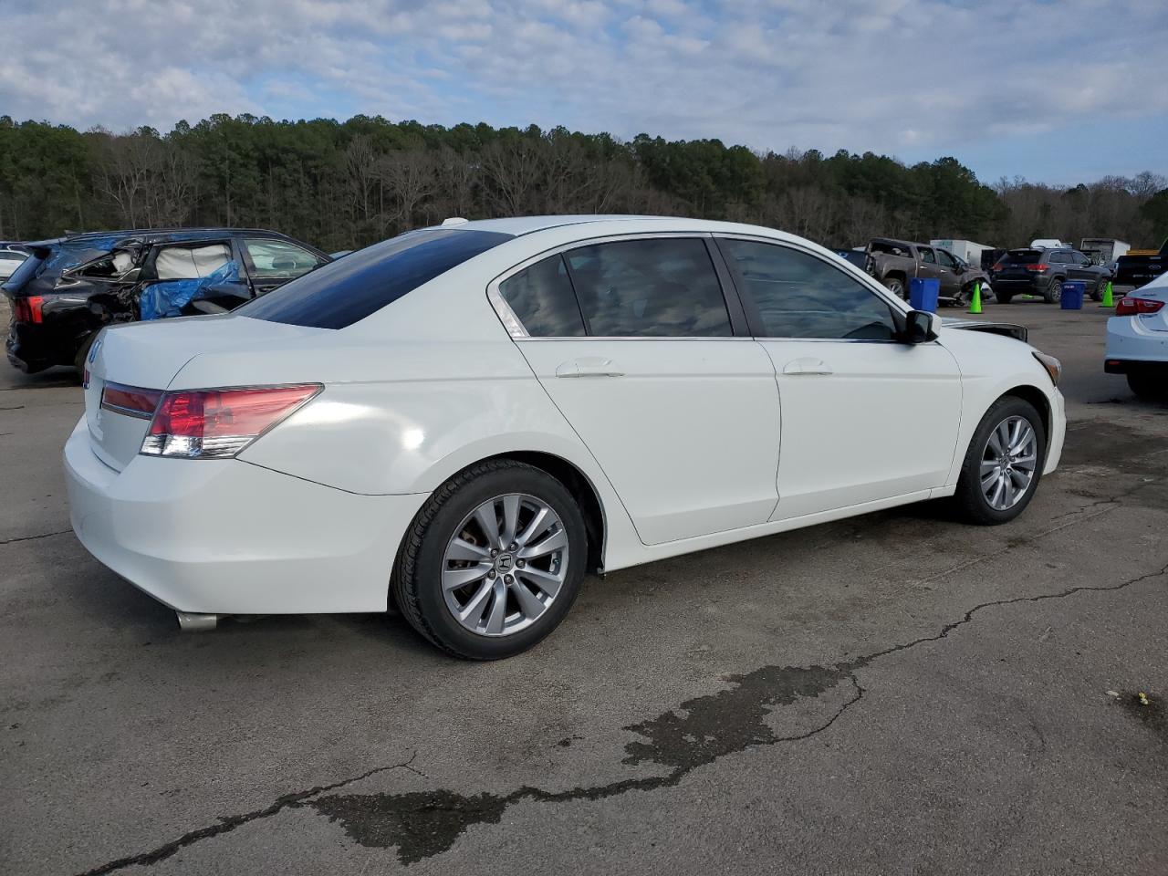 1HGCP2F88BA116871 2011 Honda Accord Exl