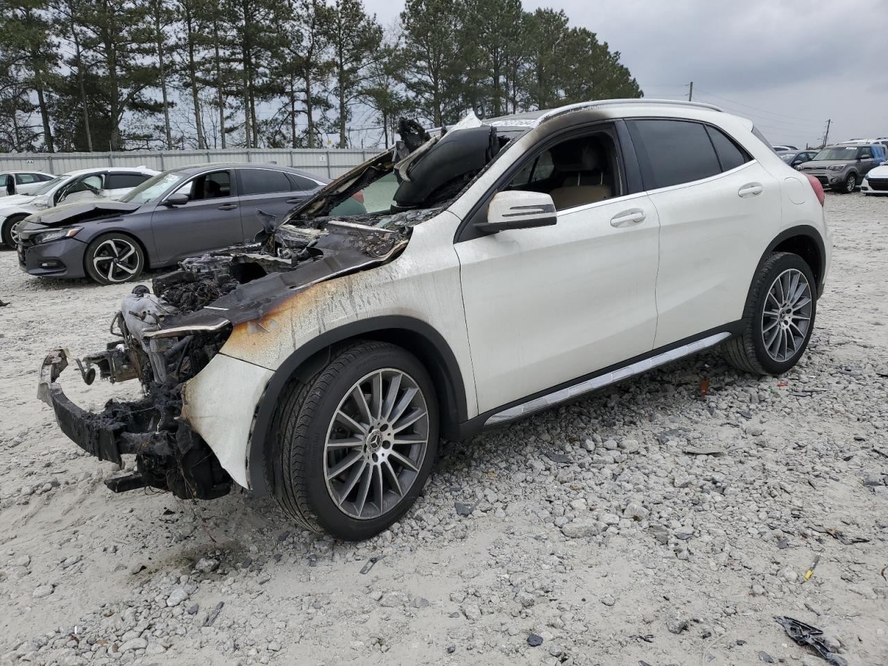 2018 Mercedes-Benz Gla 250 vin: WDCTG4EB7JJ449806