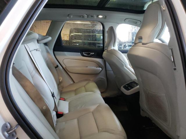 2022 VOLVO XC60 B5 IN YV4L12RL7N1080351
