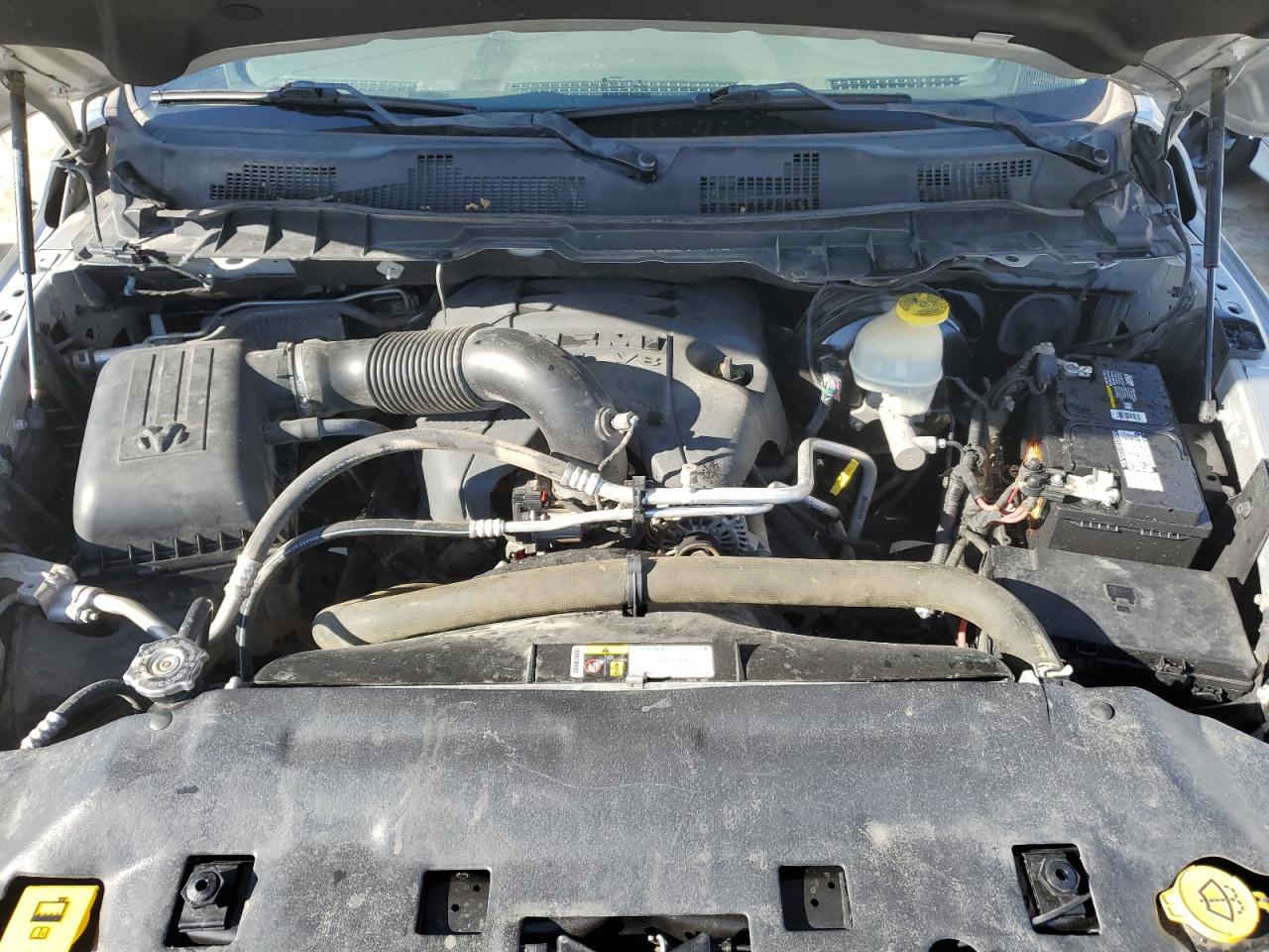 1C6RR7LT1HS688433 2017 Ram 1500 Slt