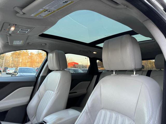 2018 JAGUAR F-PACE POR - SADCN2GXXJA204043