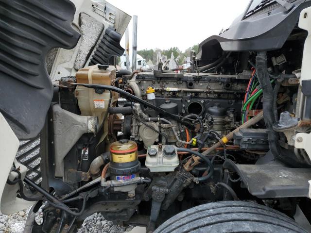 Lot #2438637441 2018 FREIGHTLINER CASCADIA 1 salvage car