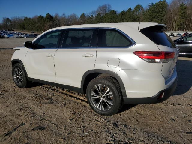 VIN 5TDZARFH6KS052321 2019 Toyota Highlander, LE no.2