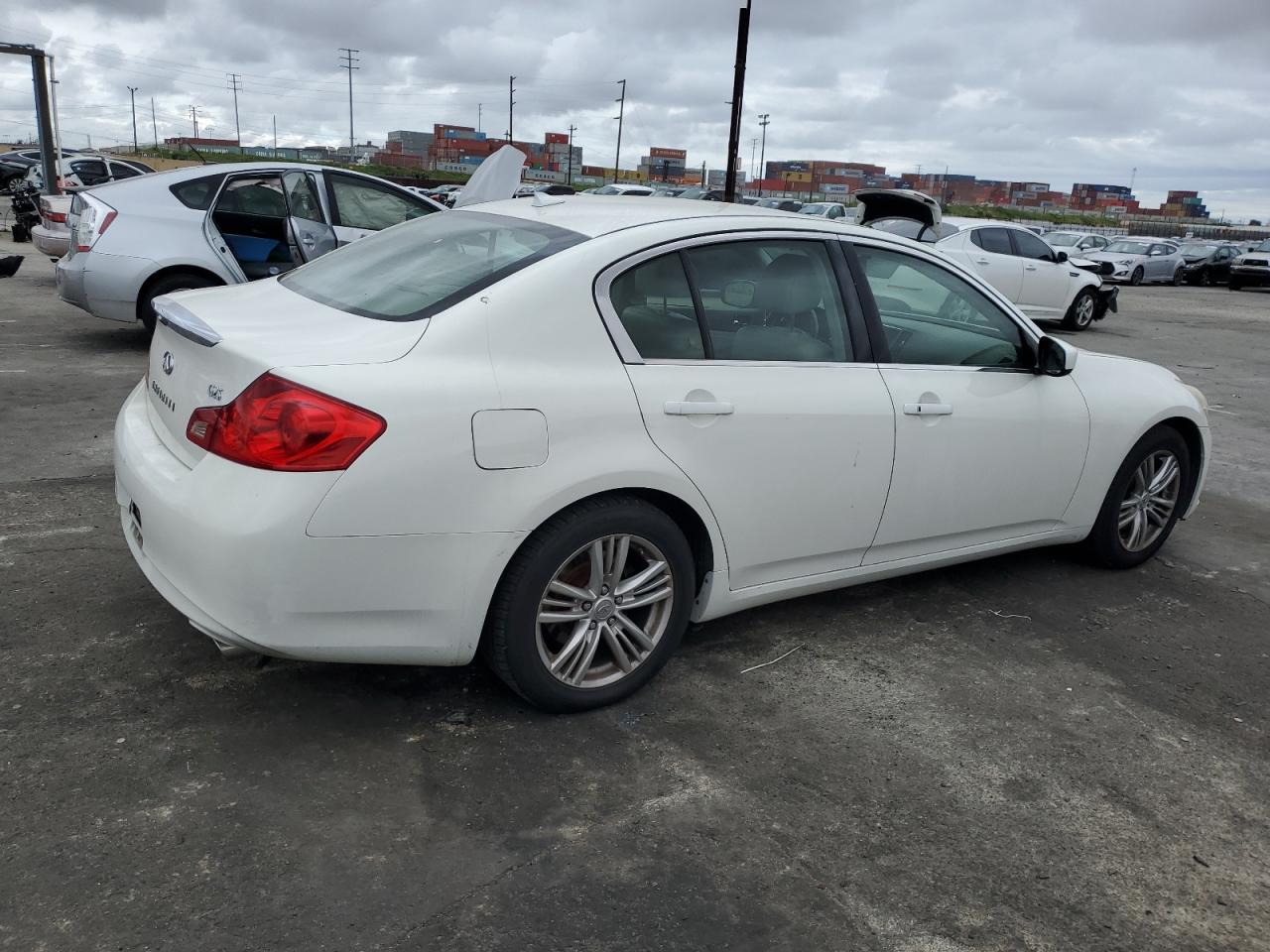 JN1DV6AP2BM603435 2011 Infiniti G25 Base