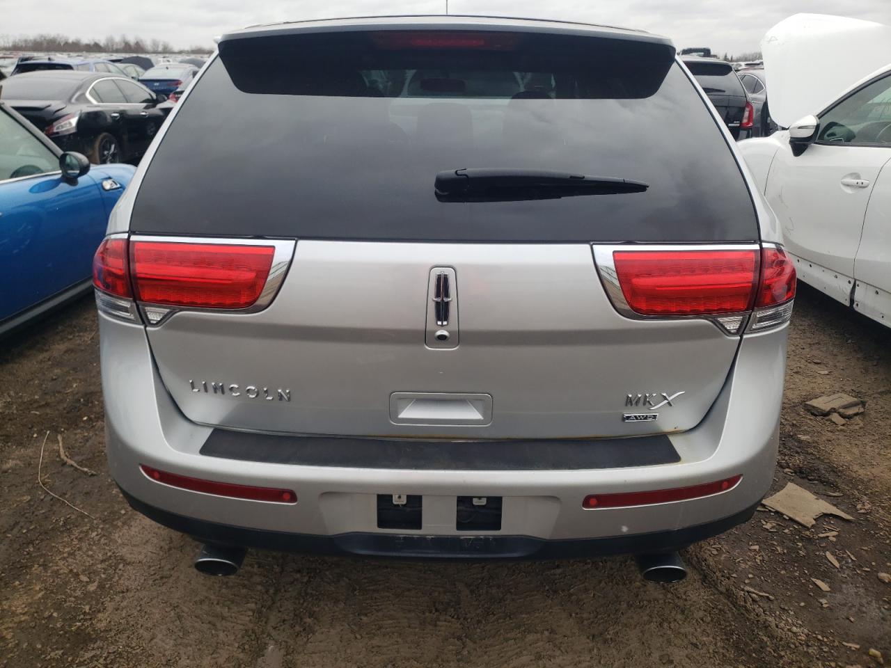 Lot #2423495183 2011 LINCOLN MKX