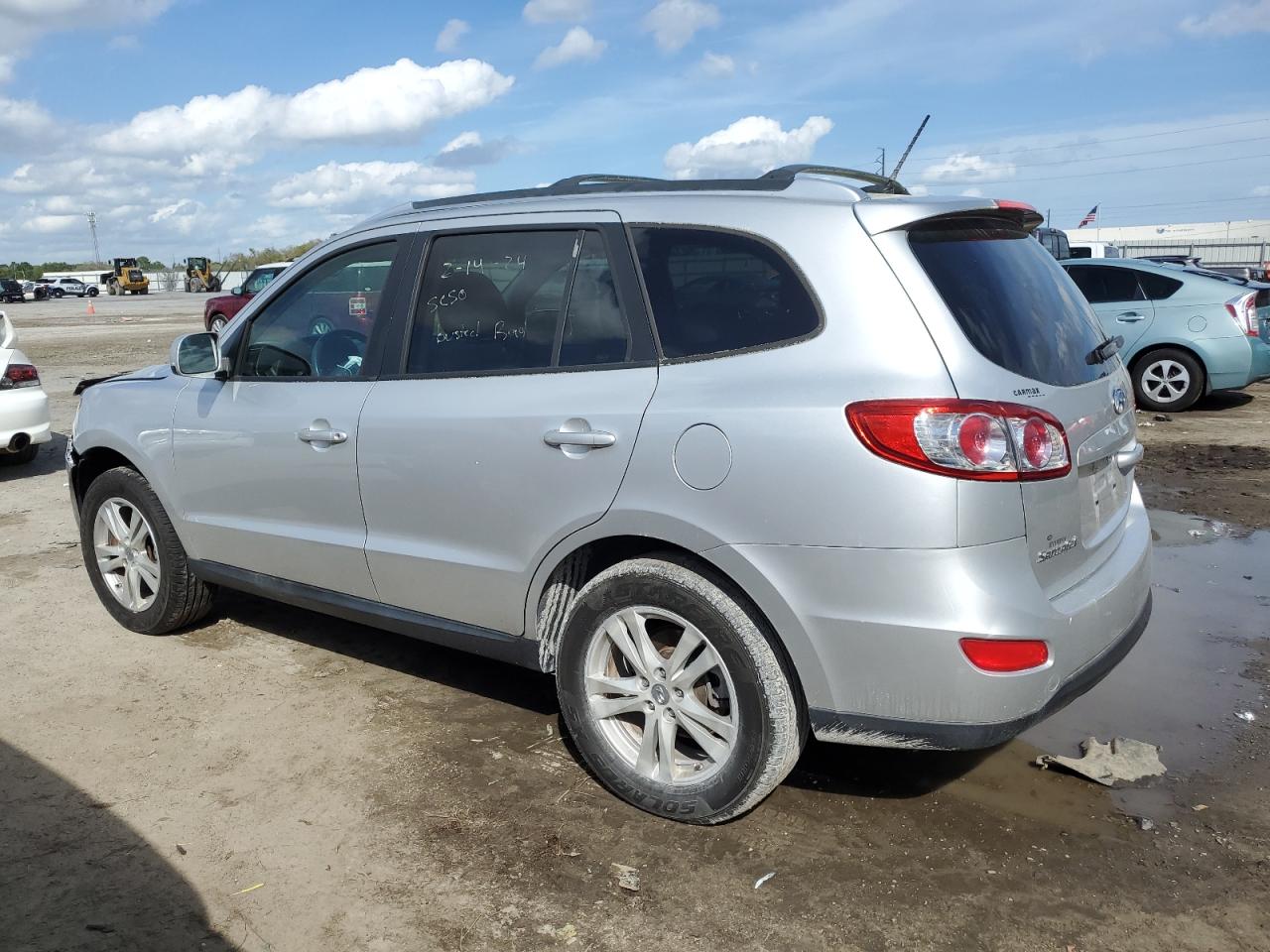 5XYZH4AG3CG098233 2012 Hyundai Santa Fe Se