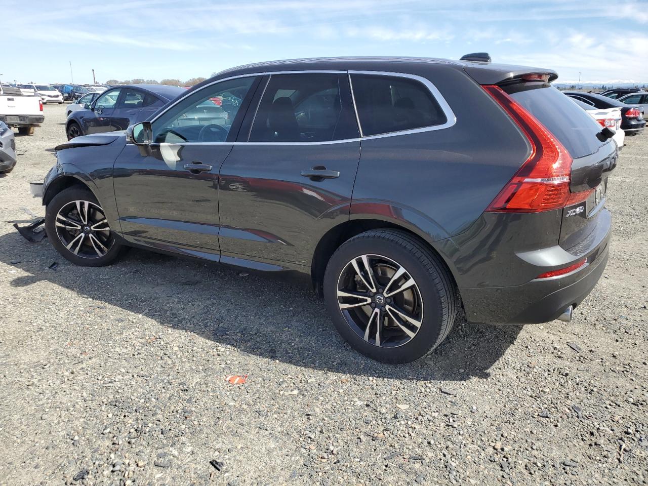 YV4A22RK7J1092814 2018 Volvo Xc60 T6 Momentum