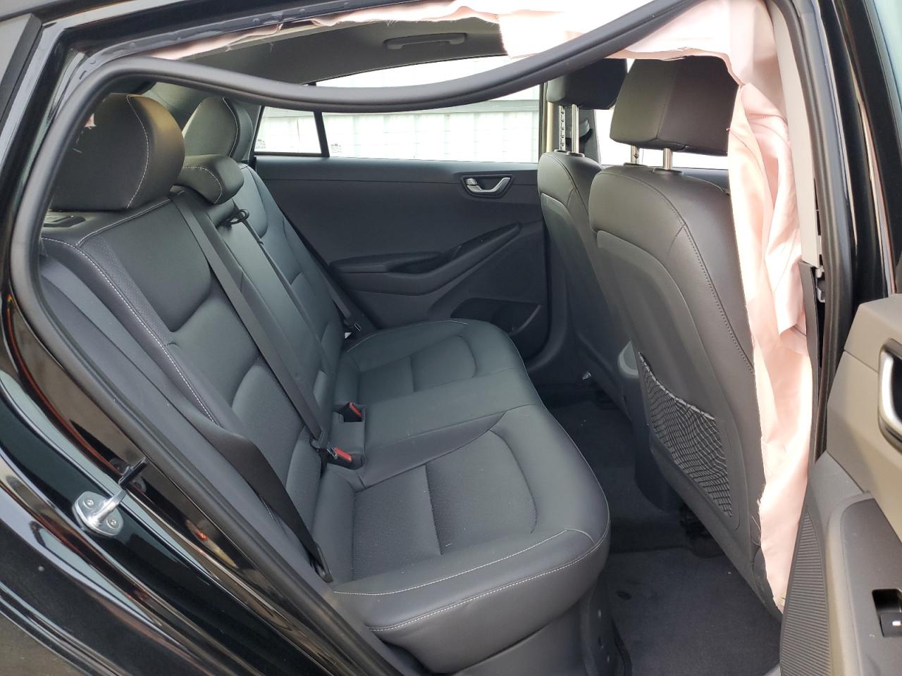 VIN: KMHC85LC5JU101517 2018 HYUNDAI IONIQ