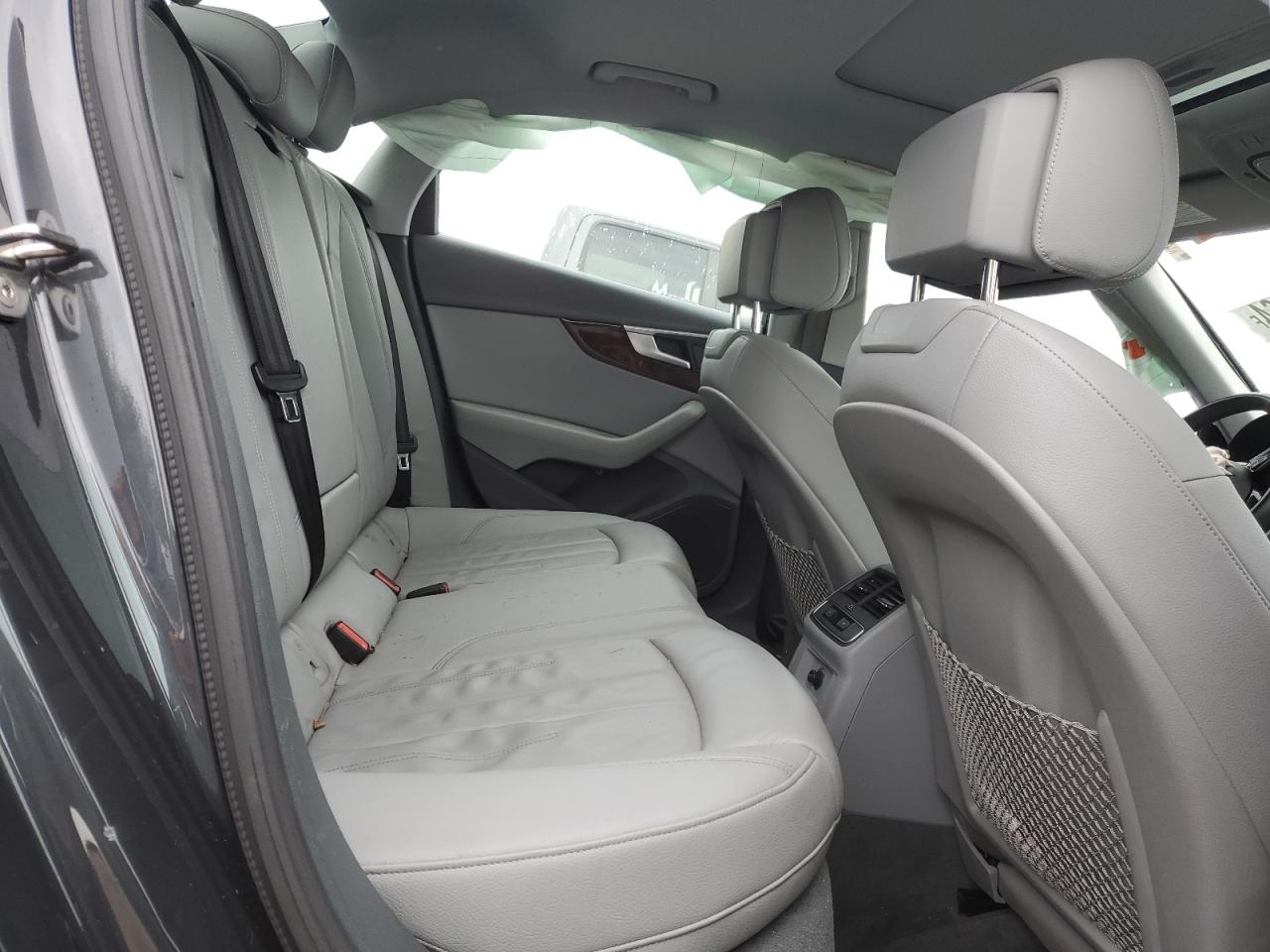 WAUDNAF46KA118776 2019 Audi A4 Premium