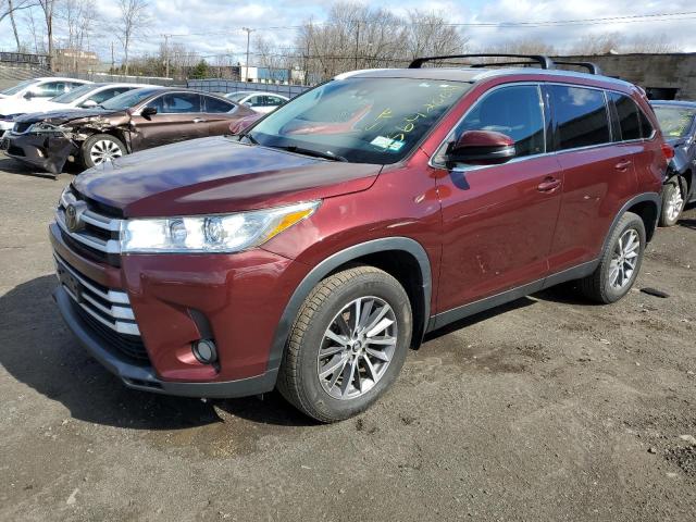 VIN 5TDJZRFH5KS966985 2019 Toyota Highlander, SE no.1