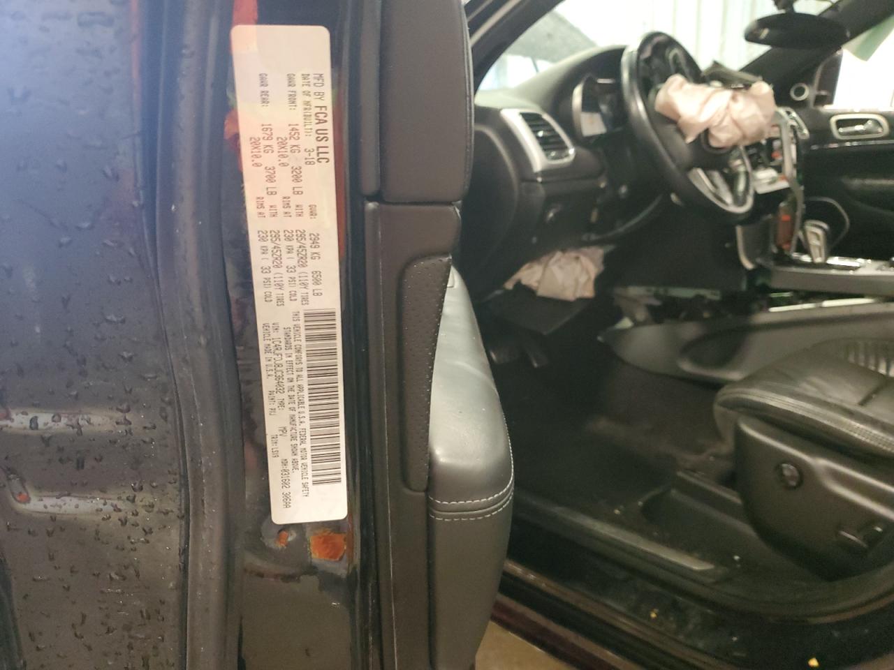 1C4RJFDJ8JC364032 2018 Jeep Grand Cherokee Srt-8