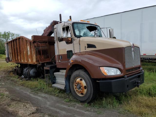 Lot #2389712808 2014 KENWORTH CONSTRUCTI salvage car