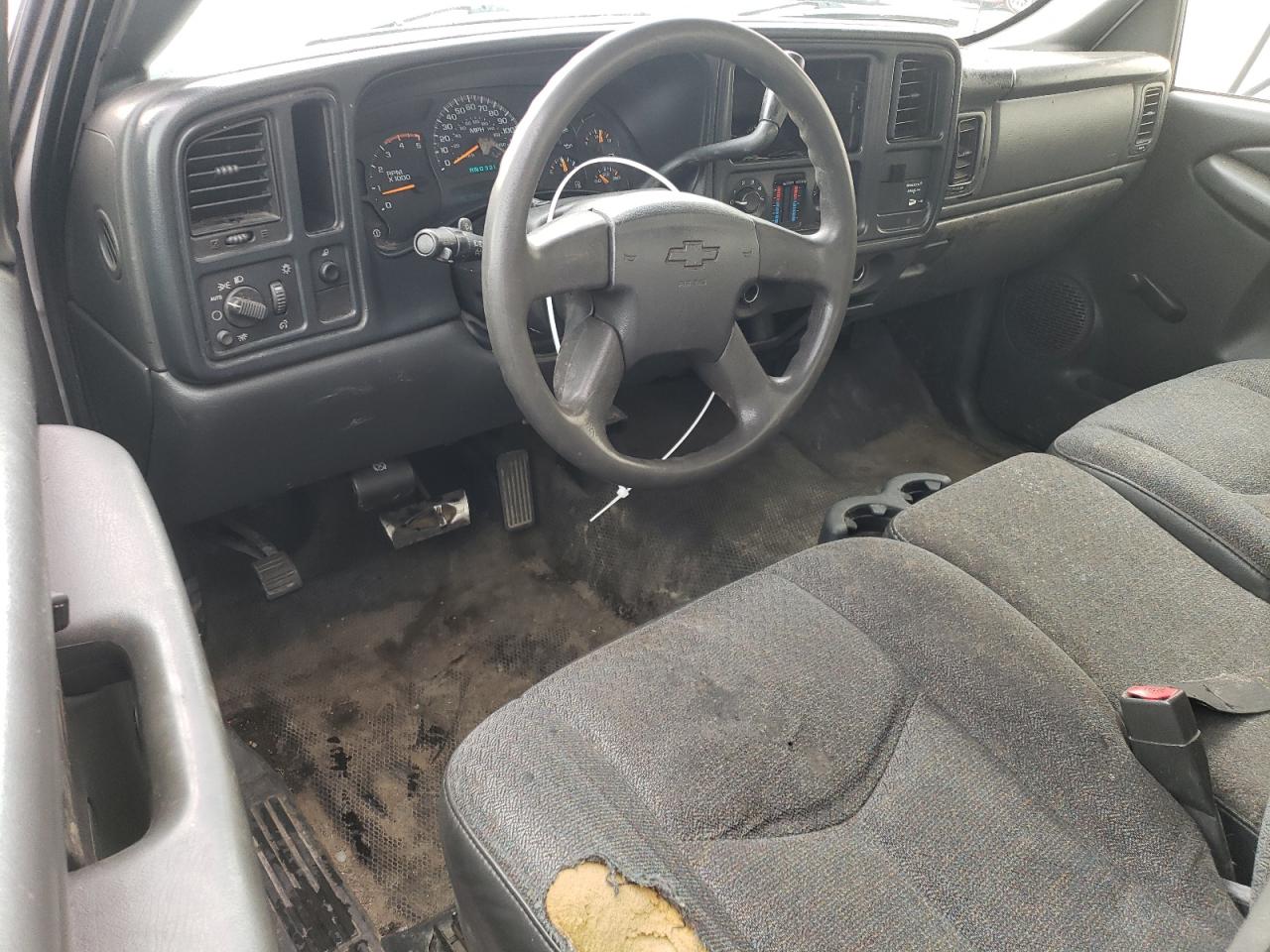 1GBJC34214E372307 2004 Chevrolet Silverado C3500