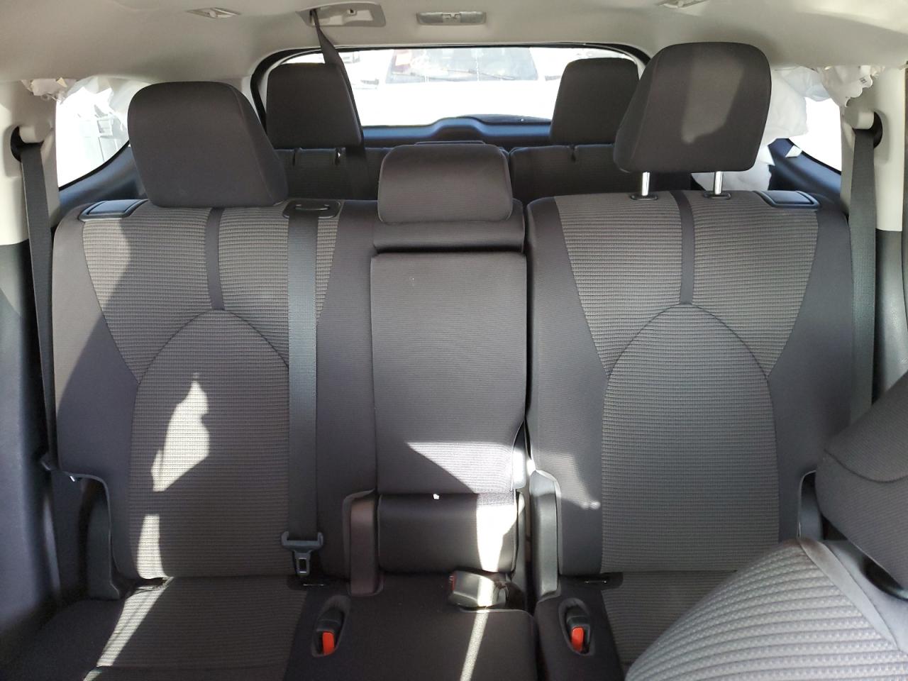 5TDCZRAH3LS017145 2020 Toyota Highlander L