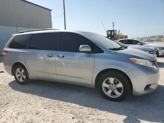 2012 Toyota Sienna Le VIN: 5TDKK3DC5CS209762 Lot: 47068314